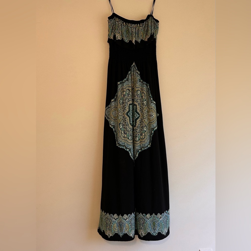 B. Darlin Strapless Dress Sz 11/12  w/ Beautiful shades of Green Design